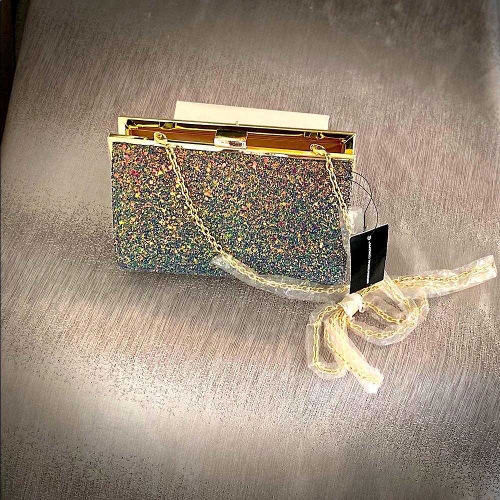 SOLD Brand New International Concepts Sparkle